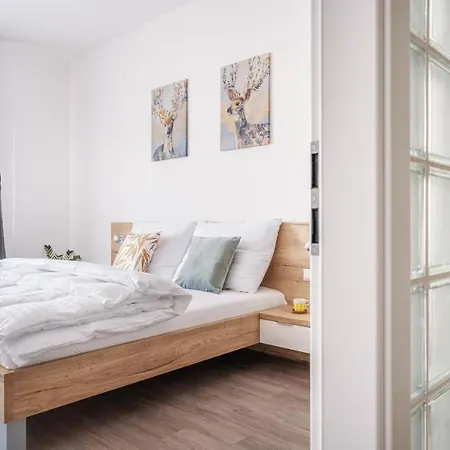 Apartment Self Check-in By Amber Bratislava