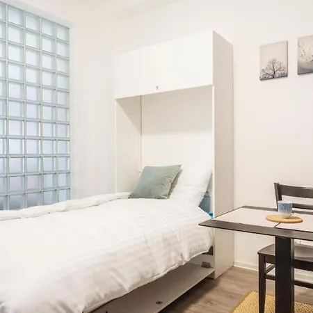 Self Check-in By Amber * Bratislava