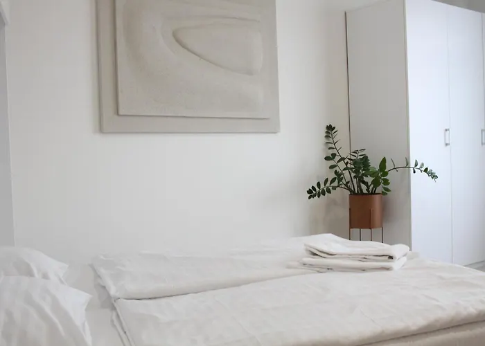 Apartment Self Check-in By Amber