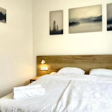 Self Check-in By Amber * Братислава