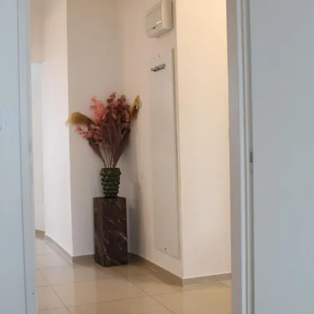 Self Check-in By Amber